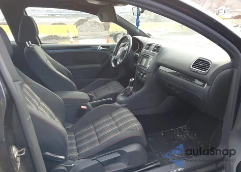 2010 Volkswagen Gti 2-Door z USA, uszkodzony, nr VIN WVWED7AJ2AW088588